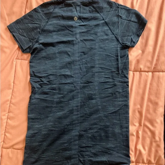 Lululemon Swiftly Tech Short Sleeve 2.0 Chroma Check Mineral Blue Size 6 - Picture 4 of 5